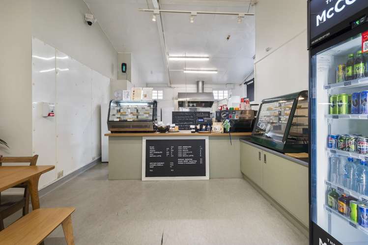 889 Main Street Roslyn_13