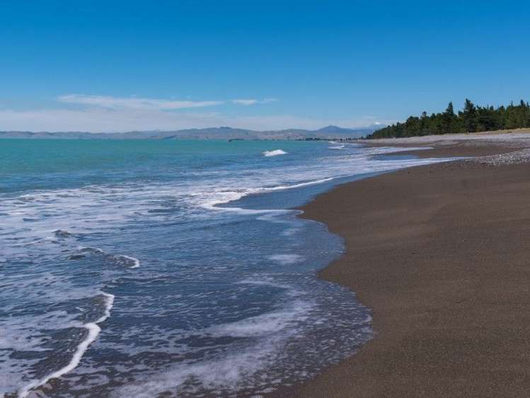 13 Miro Street Rarangi_19