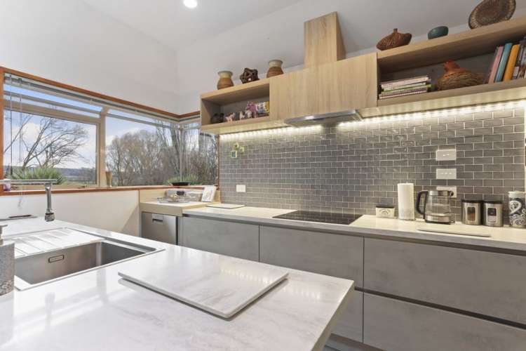 1640 Cust Road_3