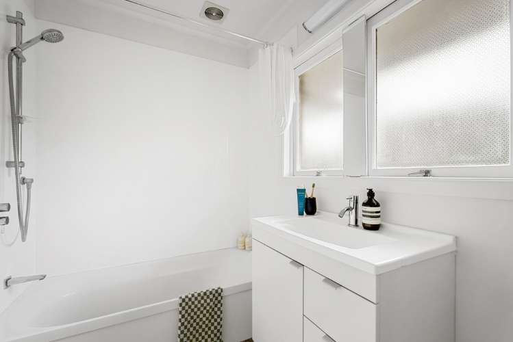 1/8 Fowler Street Northcote_14