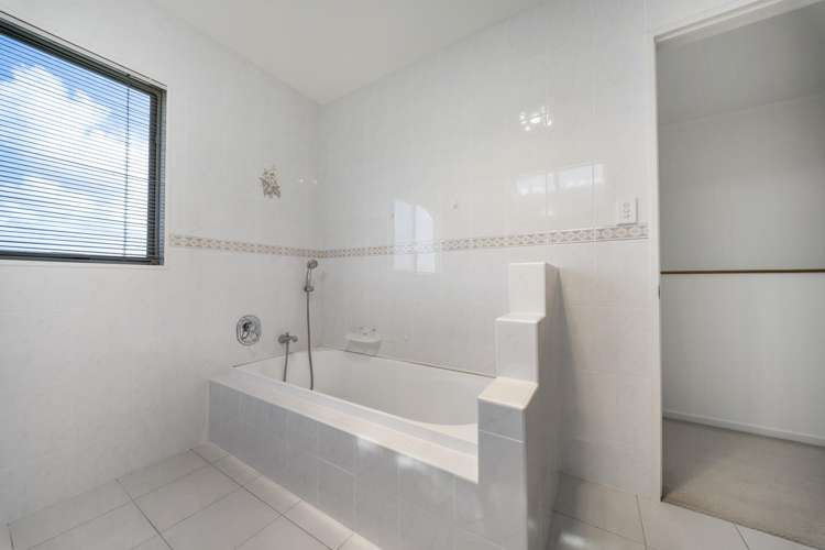 26 Tirohunga Drive Henderson_19