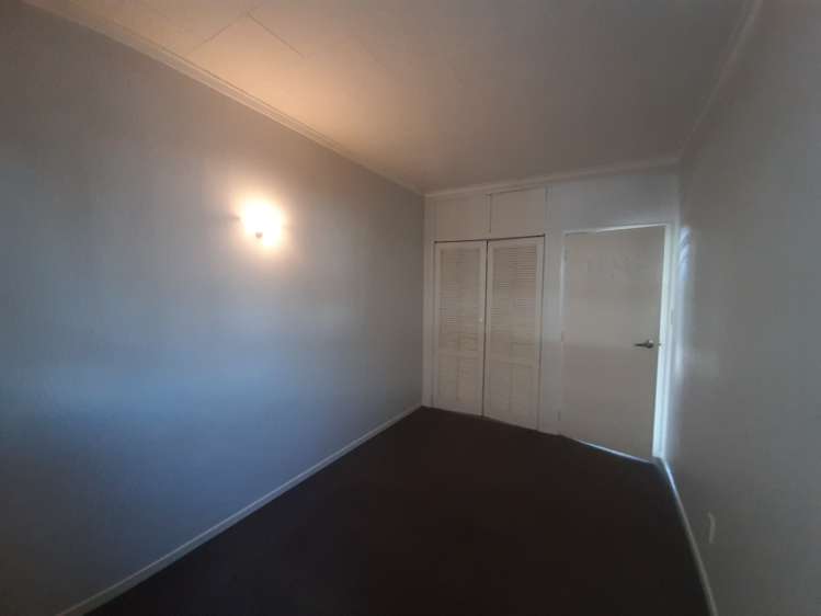 2/25 Saint Vincent Avenue Remuera_7