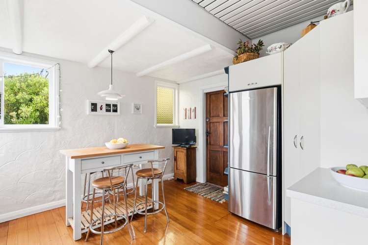 51 Kinghorne Street Strathmore Park_3