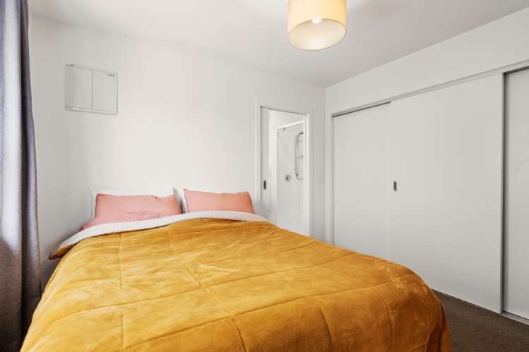 8 Peterley Road Lower Shotover_17