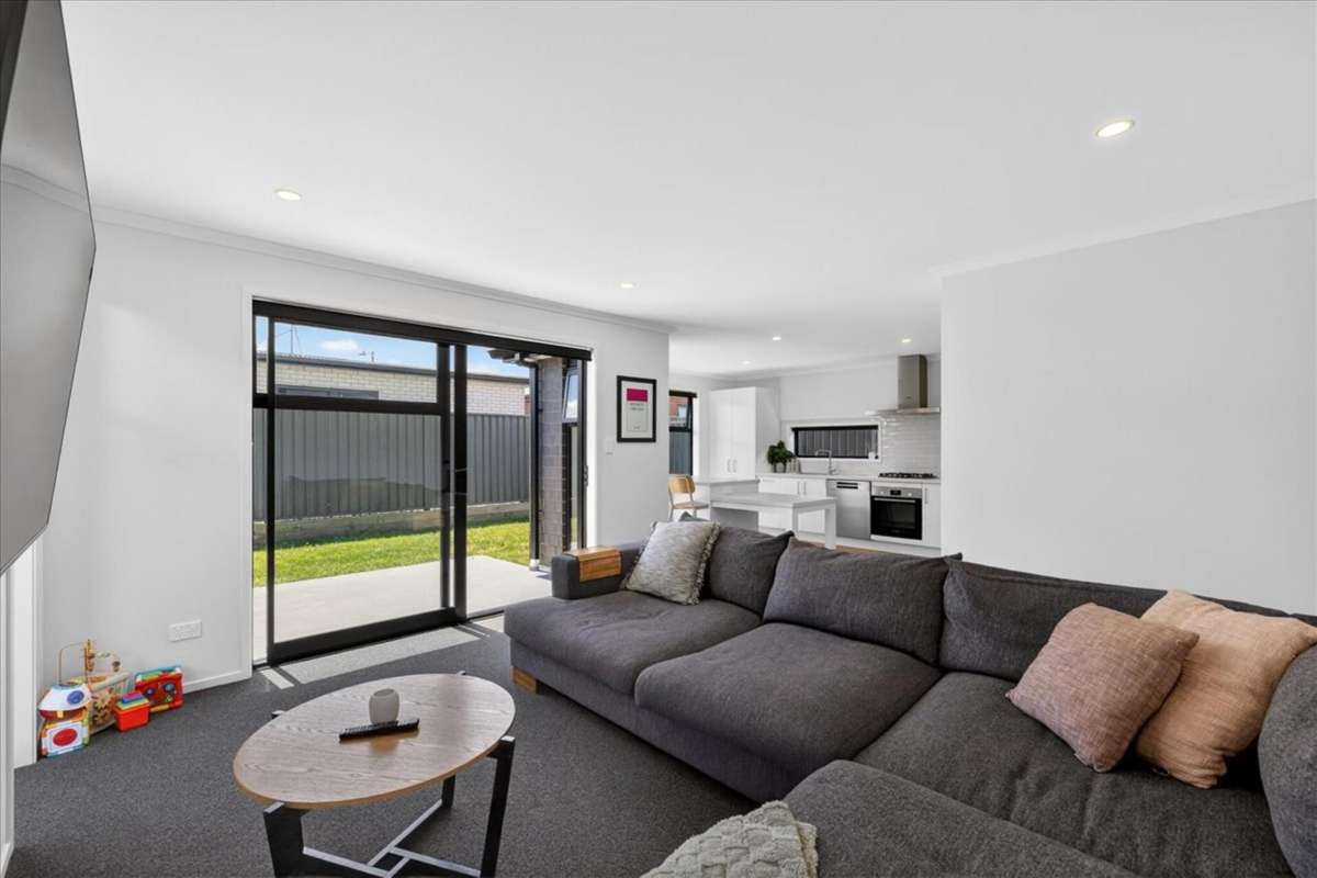 46 Hammick Crescent_1