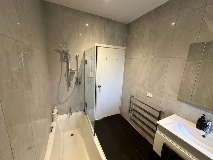 7 Weston Avenue Mount Albert_10