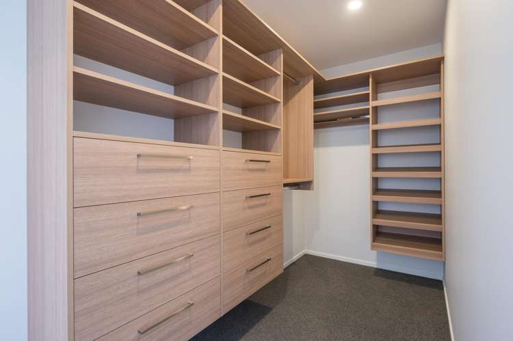 8 Paton Road Richmond_13