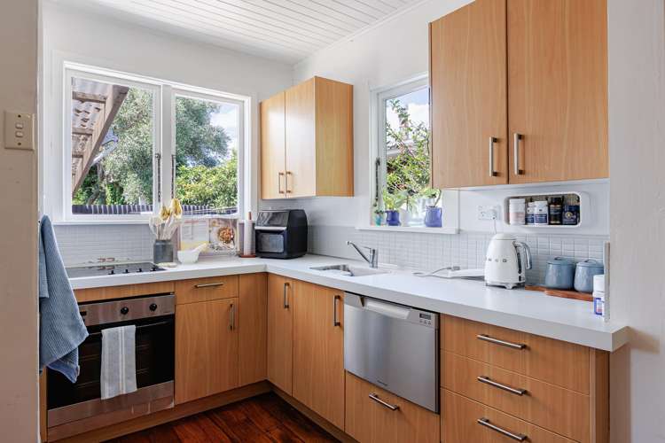 707 Frederick Street Mahora_1