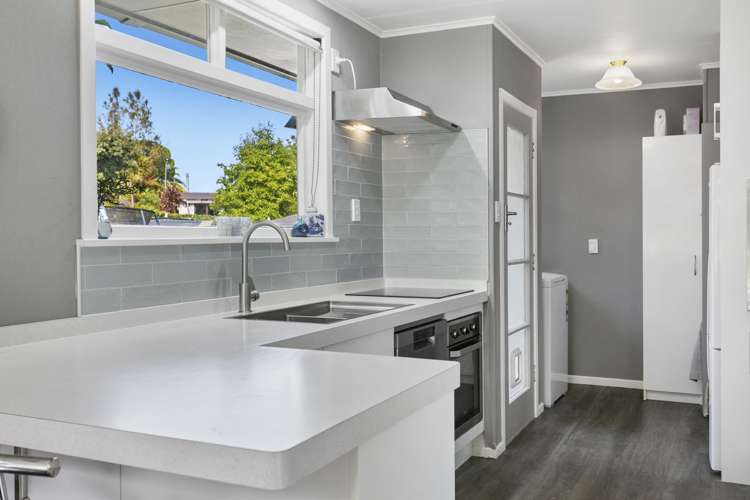 2/79 Taupo View Road Taupo_6