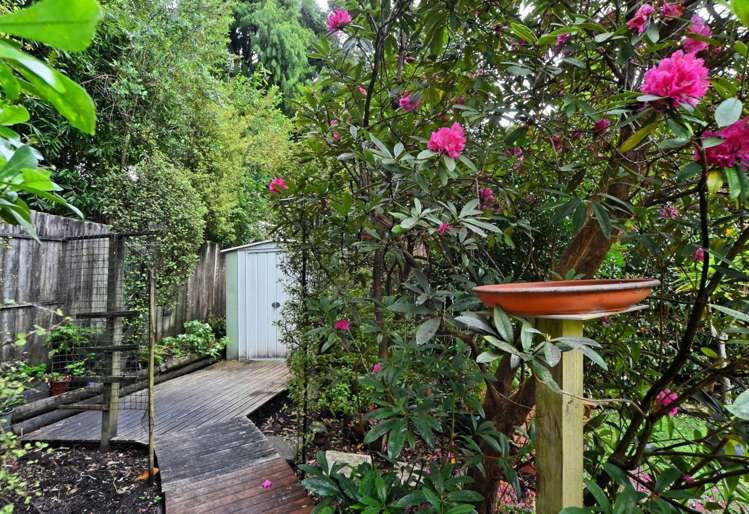 30 Longfellow Parade Glen Eden_15