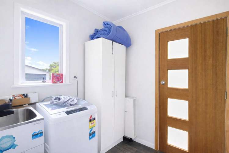 16 Esk Crescent Tokoroa_6