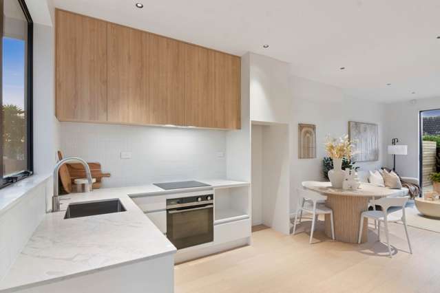 34 Holland Avenue Pt England_3