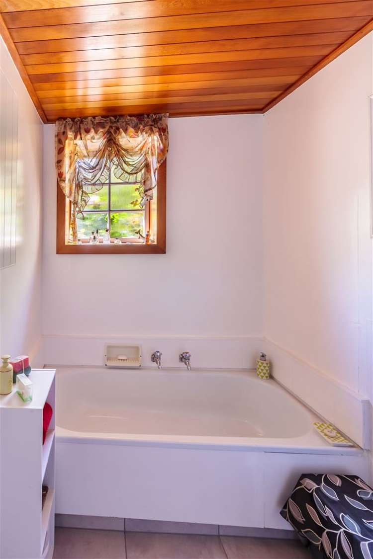 712 Waitati Valley Road Mount Cargill_19