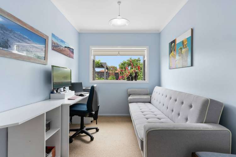 117 Bradbury Road Botany Downs_18