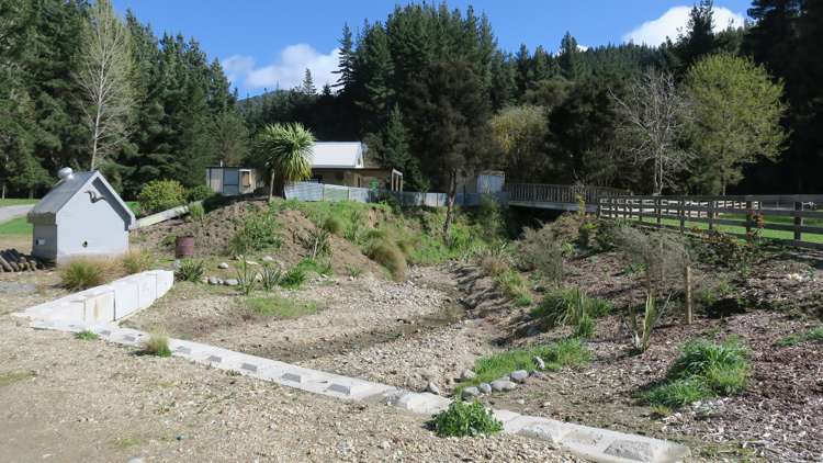 3957 Northbank Road Wairau Valley_21