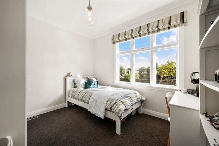 6 Bentinck Avenue Strathmore Park_9