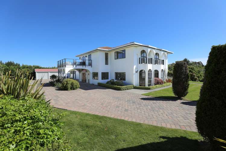 7 Deborah Rise Maunganamu_34