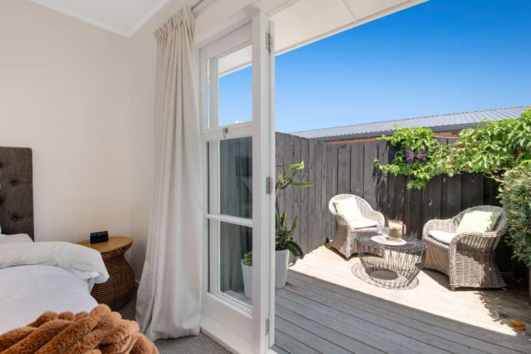 4 Ross Crescent Orewa_11