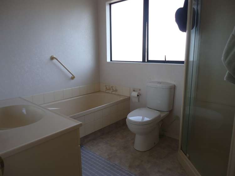 3/111 Wellington Street Howick_10