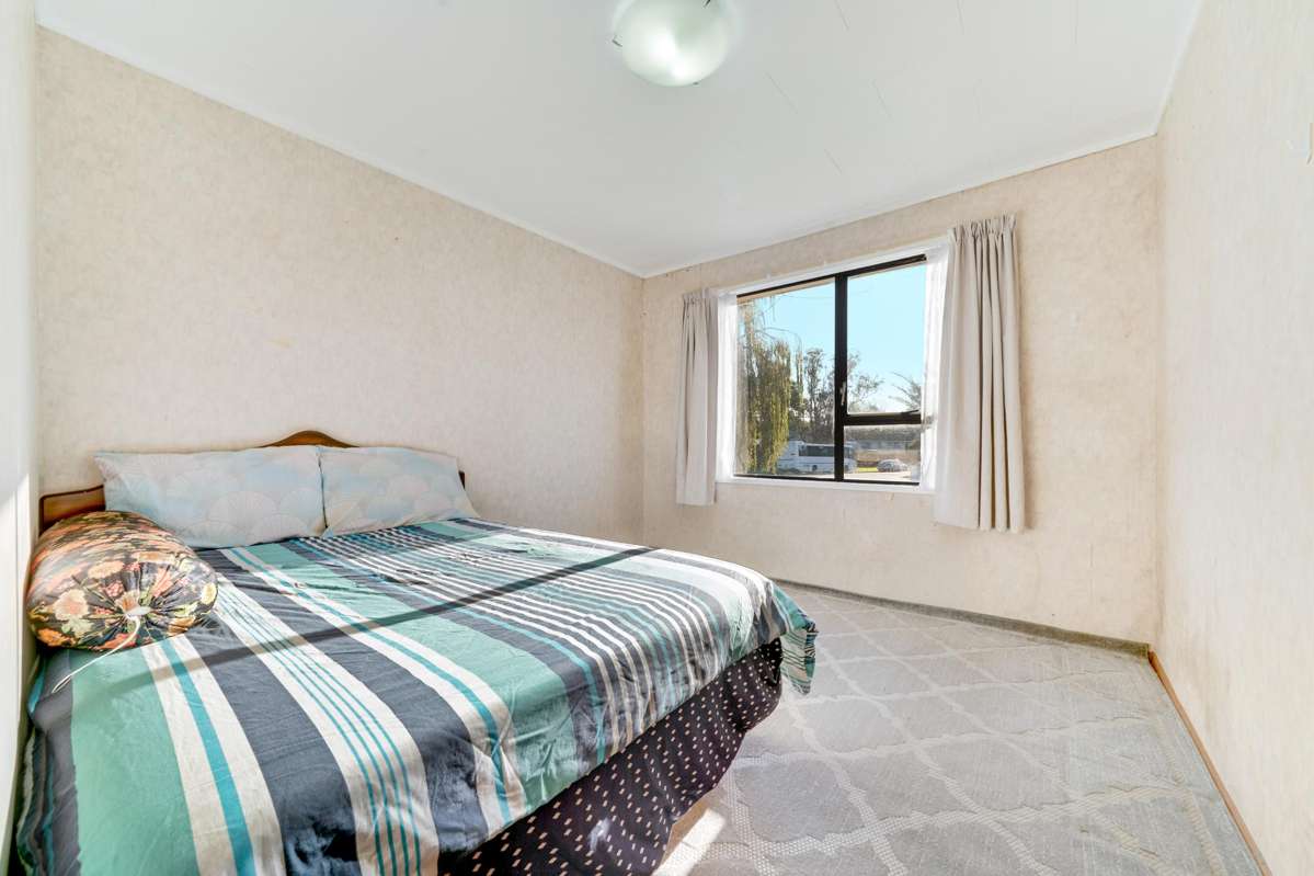 1 Heathberry Close_3