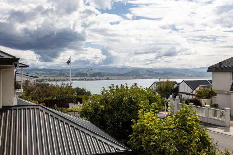 121 Thompson Road Bluff Hill_14