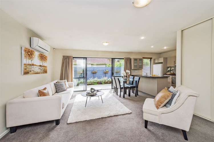 2/453 Greers Road Bishopdale_1