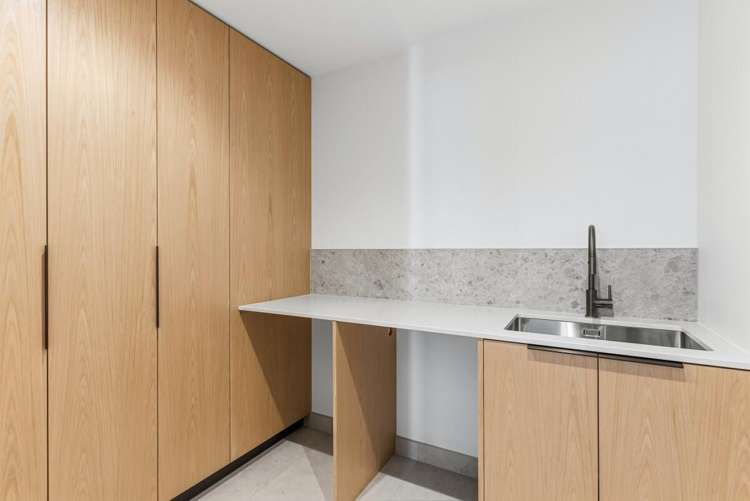 81 Carlton Gore Road Newmarket_26