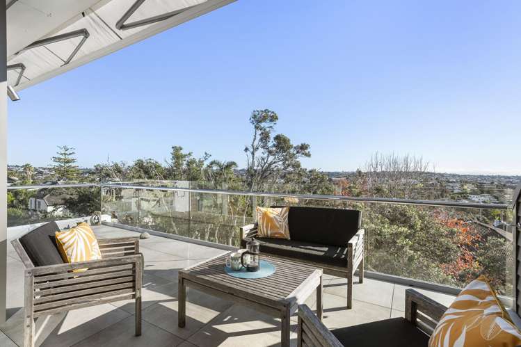 106/585 Beach Road Rothesay Bay_3