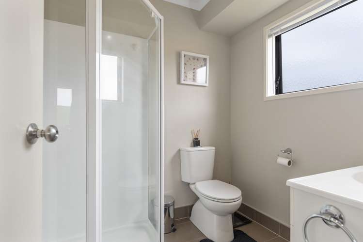 3 Gina Way Welcome Bay_16