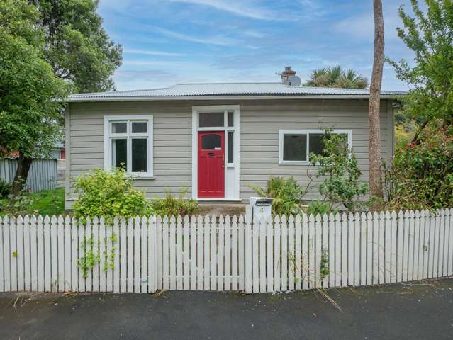 Tidy 3 Bedroom Home - Available Now!