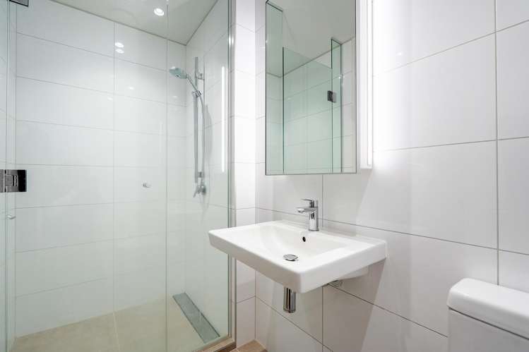 117/223A Green Lane West Epsom_10