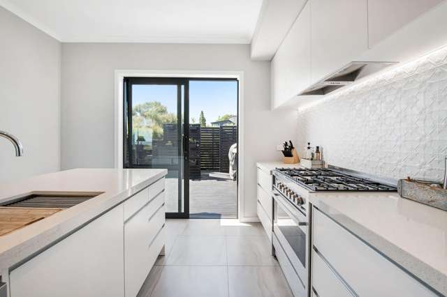 242 Hillcrest Road Wainui_4