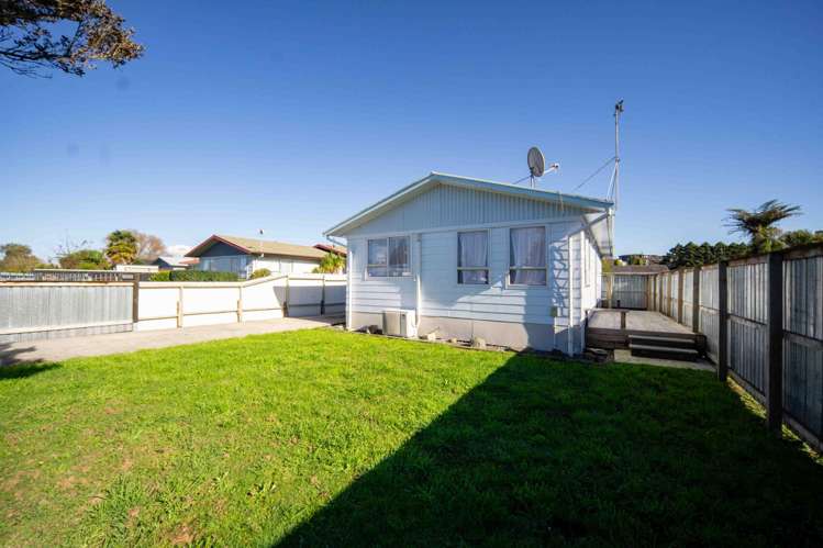 52 Karen Crescent Dinsdale_7