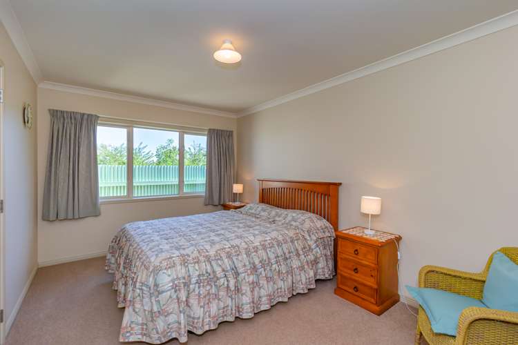 97 Queen Street West Levin_11