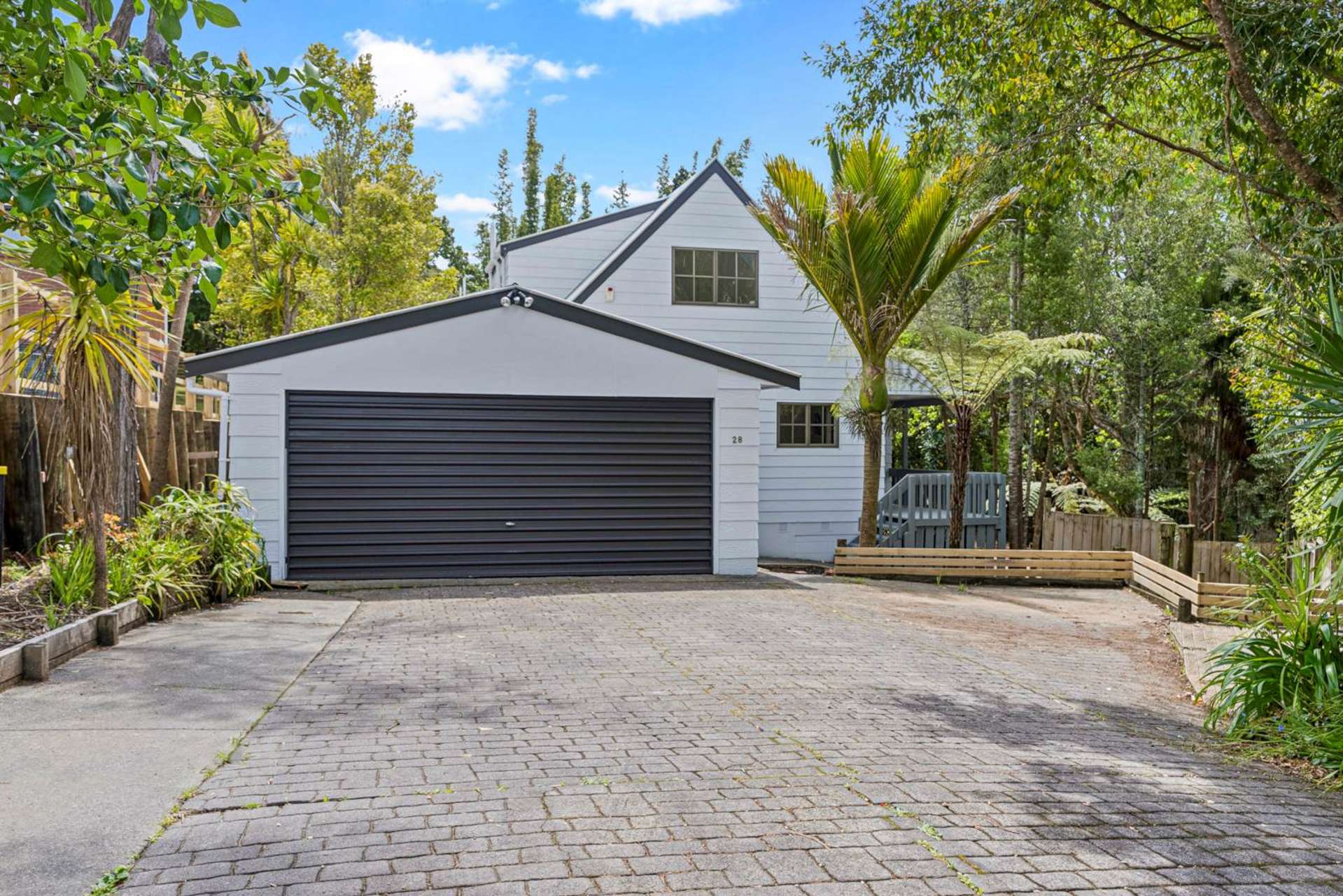 28 Longfellow Parade Glen Eden_0