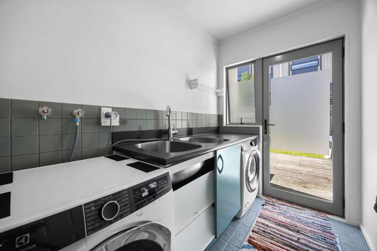 6 Toru Street Te Atatu Peninsula_15