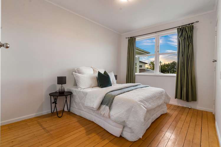 9 Hillary Heights Avenue Glendene_15