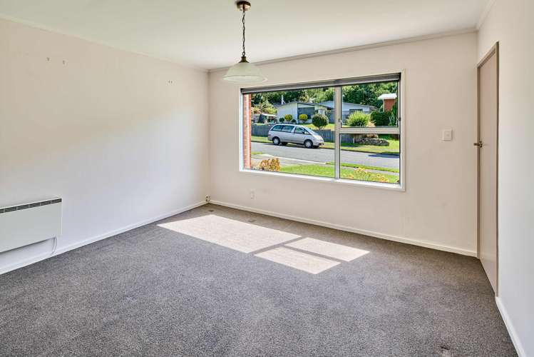 17 Rembrandt Avenue Tawa_5