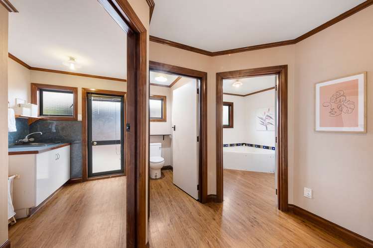 14 Brookfield Place Redwoodtown_16