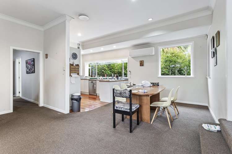 516 West Coast Road_4