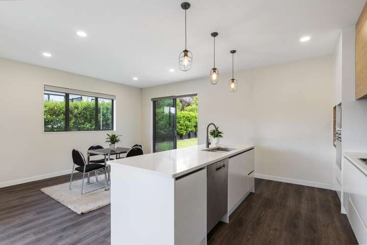 8 Arawai Terrace, Ardmore Papakura_9