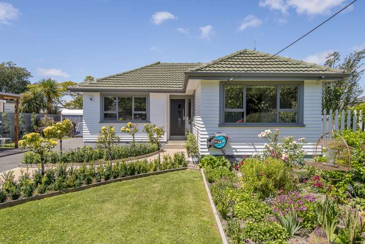 128 Gilberthorpes Road Hei Hei_1