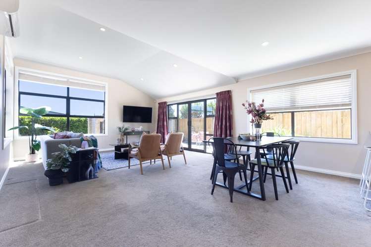 94 The Drive Paraparaumu Beach_9