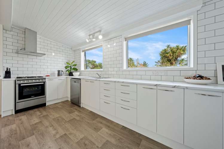 85 Kaipara Coast Highway Helensville_12
