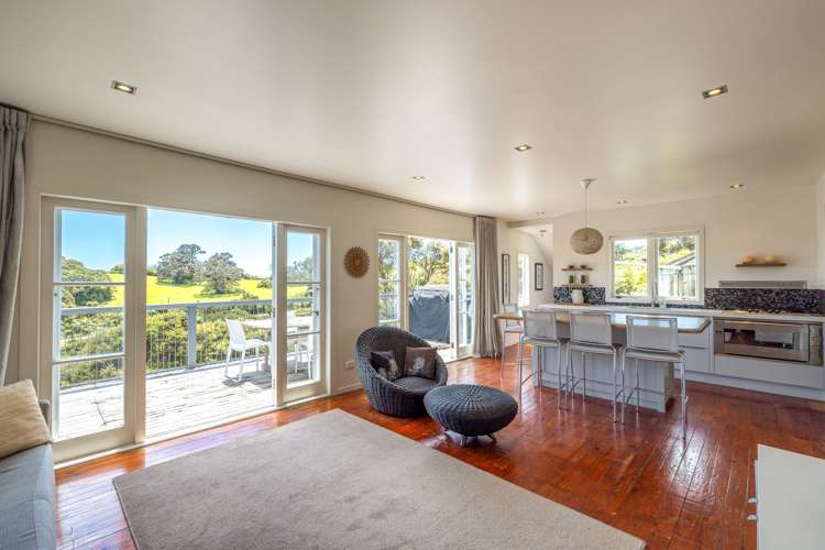 40 Scotts Terrace Onetangi_13