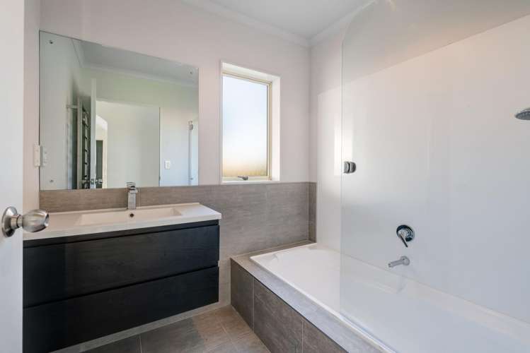 49A Everard Avenue Army Bay_15