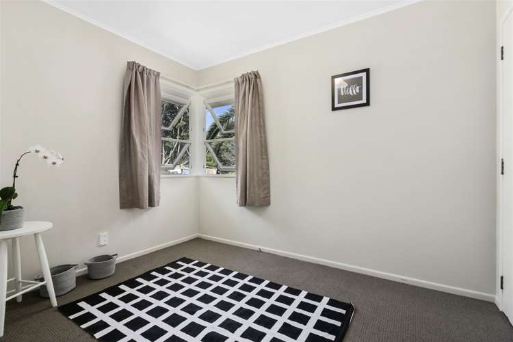 28 Hobart Crescent Wattle Downs_10