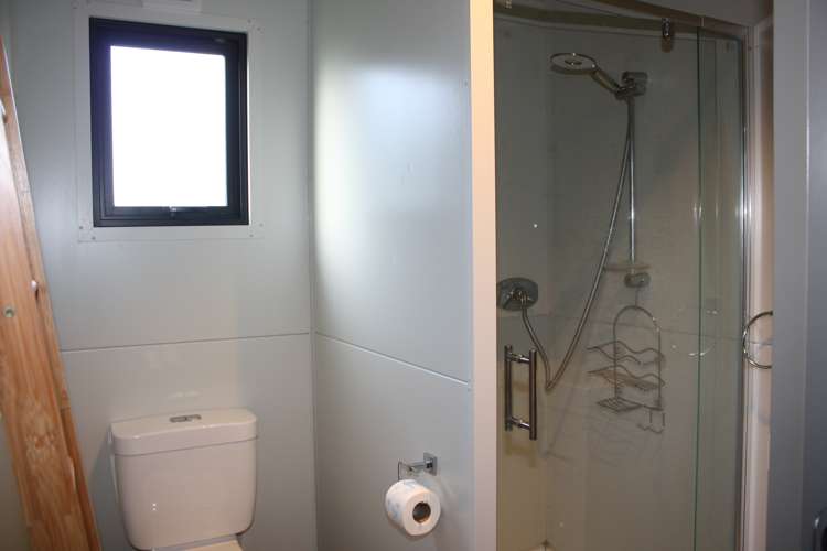 10 Te Toki Way Raglan_11