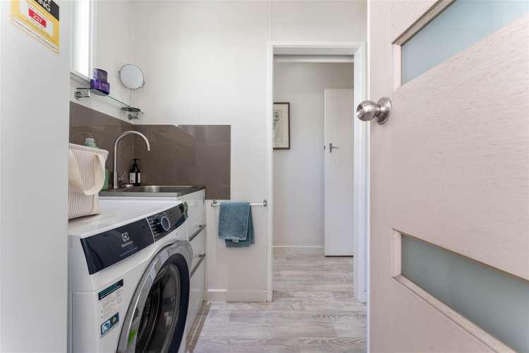 9 Dryden Street Stoke_34