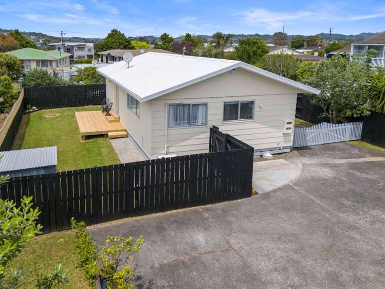 2/3 Silverstone Place Henderson_0